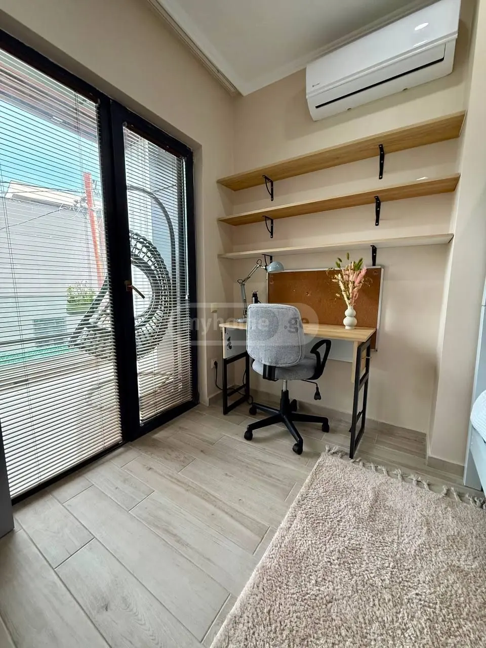 For Sale 3 Room Apartment view 6