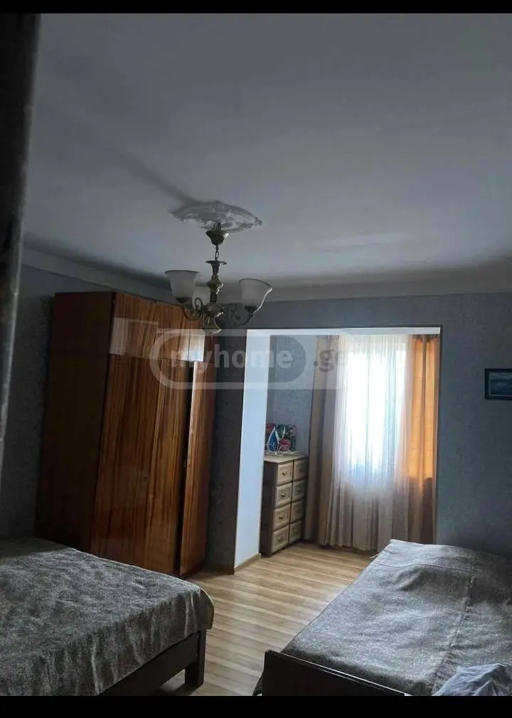 For Sale 2 Room Apartment Gorshi view 4