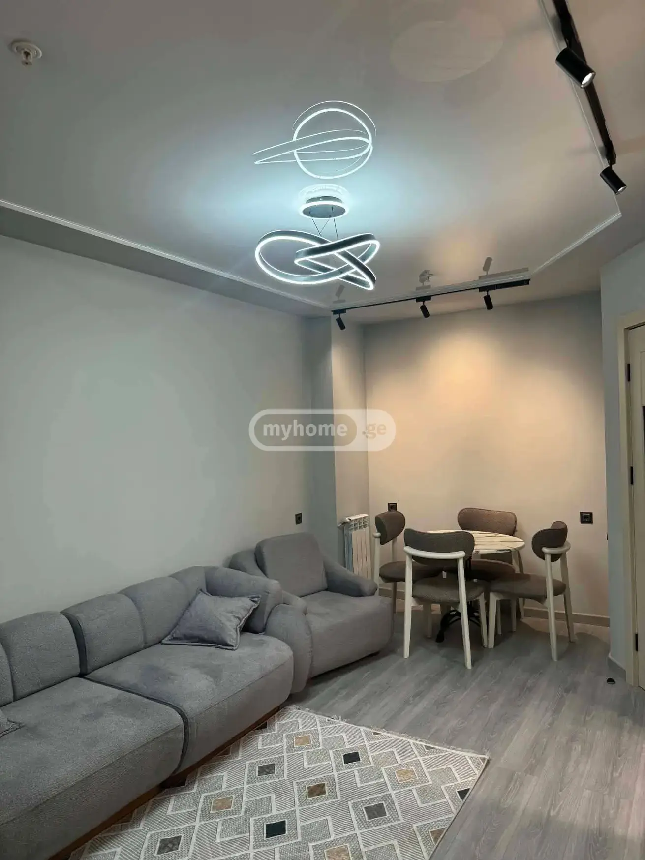 For Rent 2 Room Apartment view 8