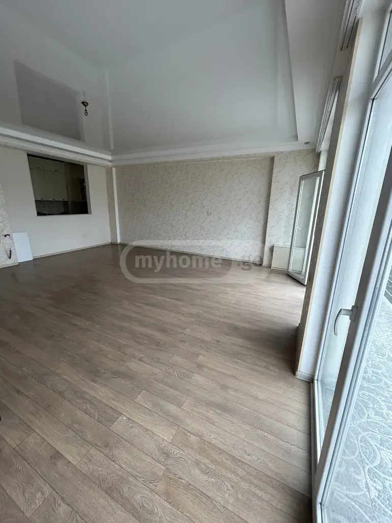 4 Room Flat For Sale view 9