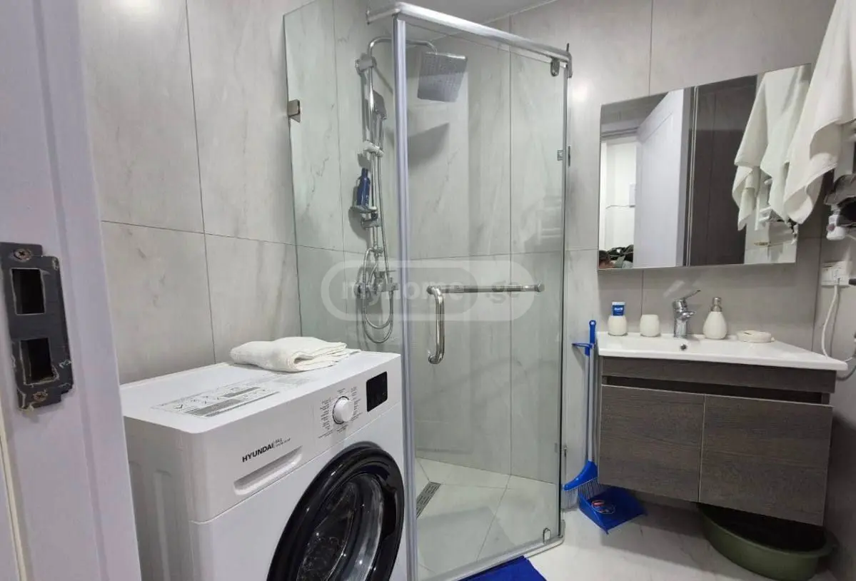 For Rent 1 Room Apartment view 3