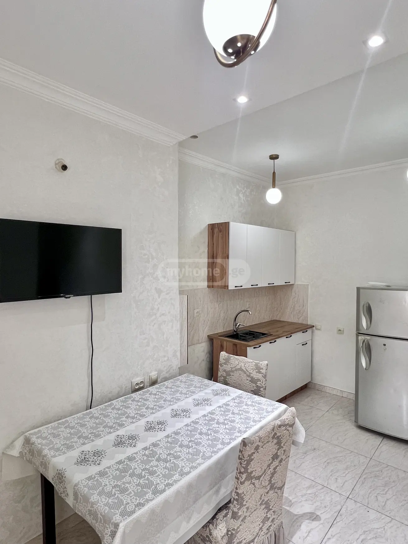 Daily Rent 3 Room Apartment Avlabarshi view 1