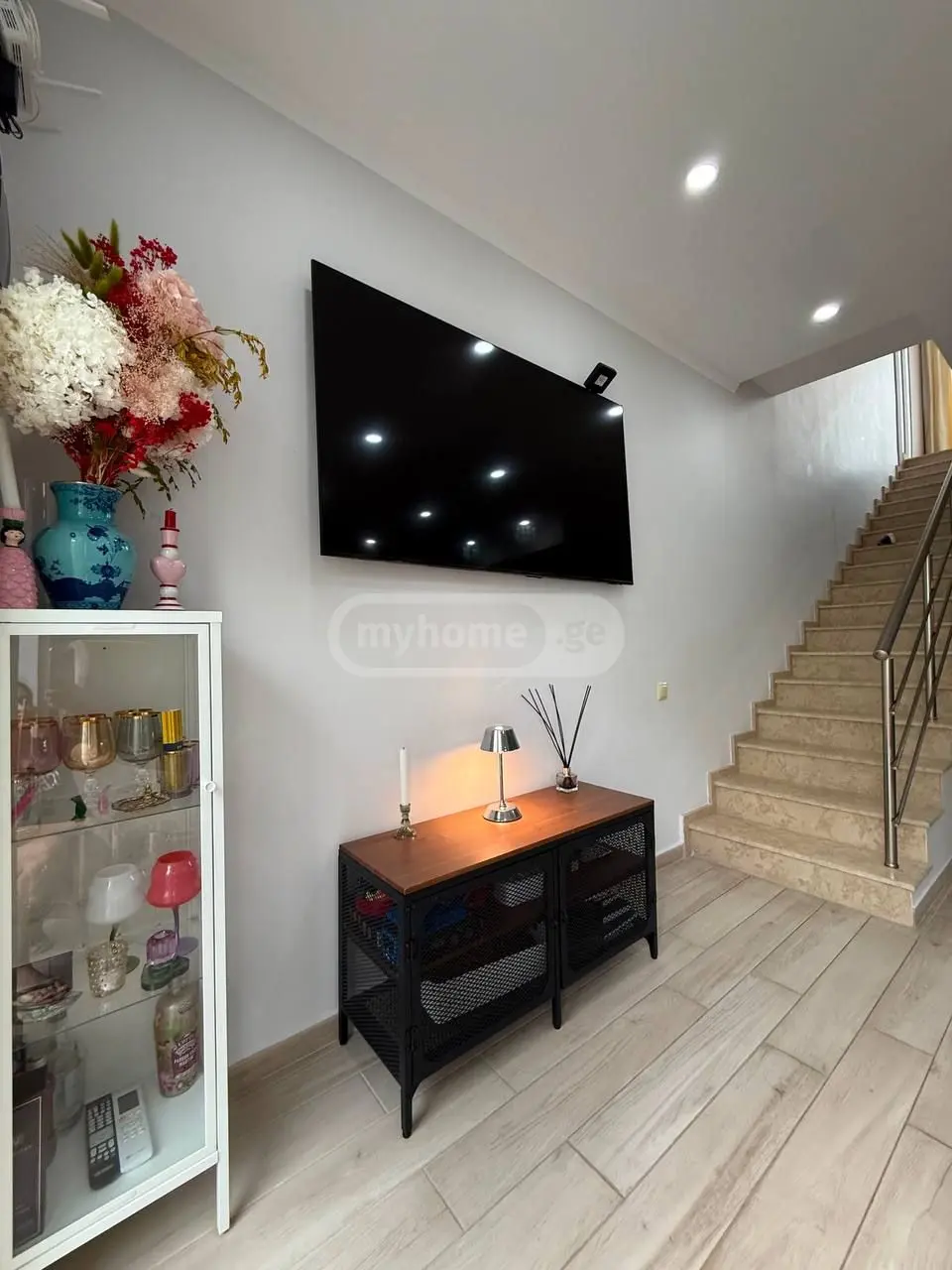 For Sale 3 Room Apartment view 3