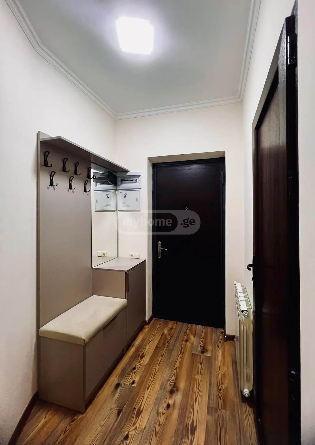 For Rent 3 Room Apartment view 2