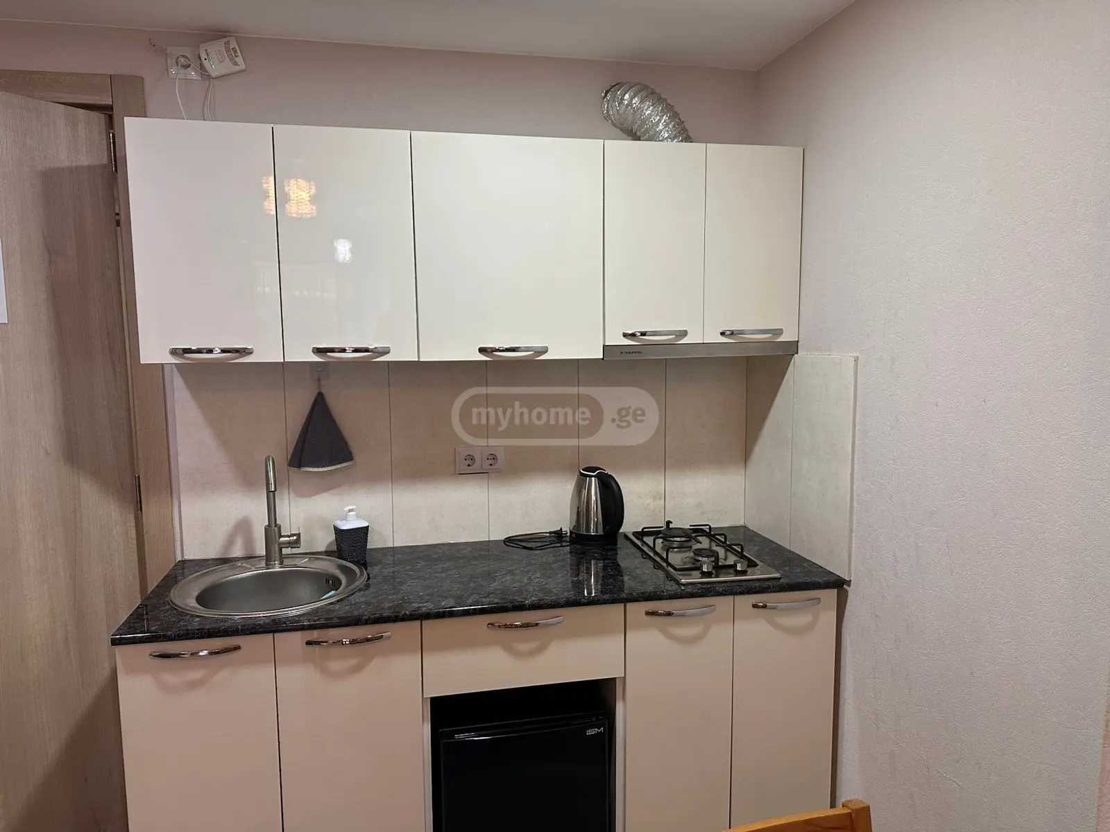 For Rent 2 Room Apartment Bakurianshi view 3