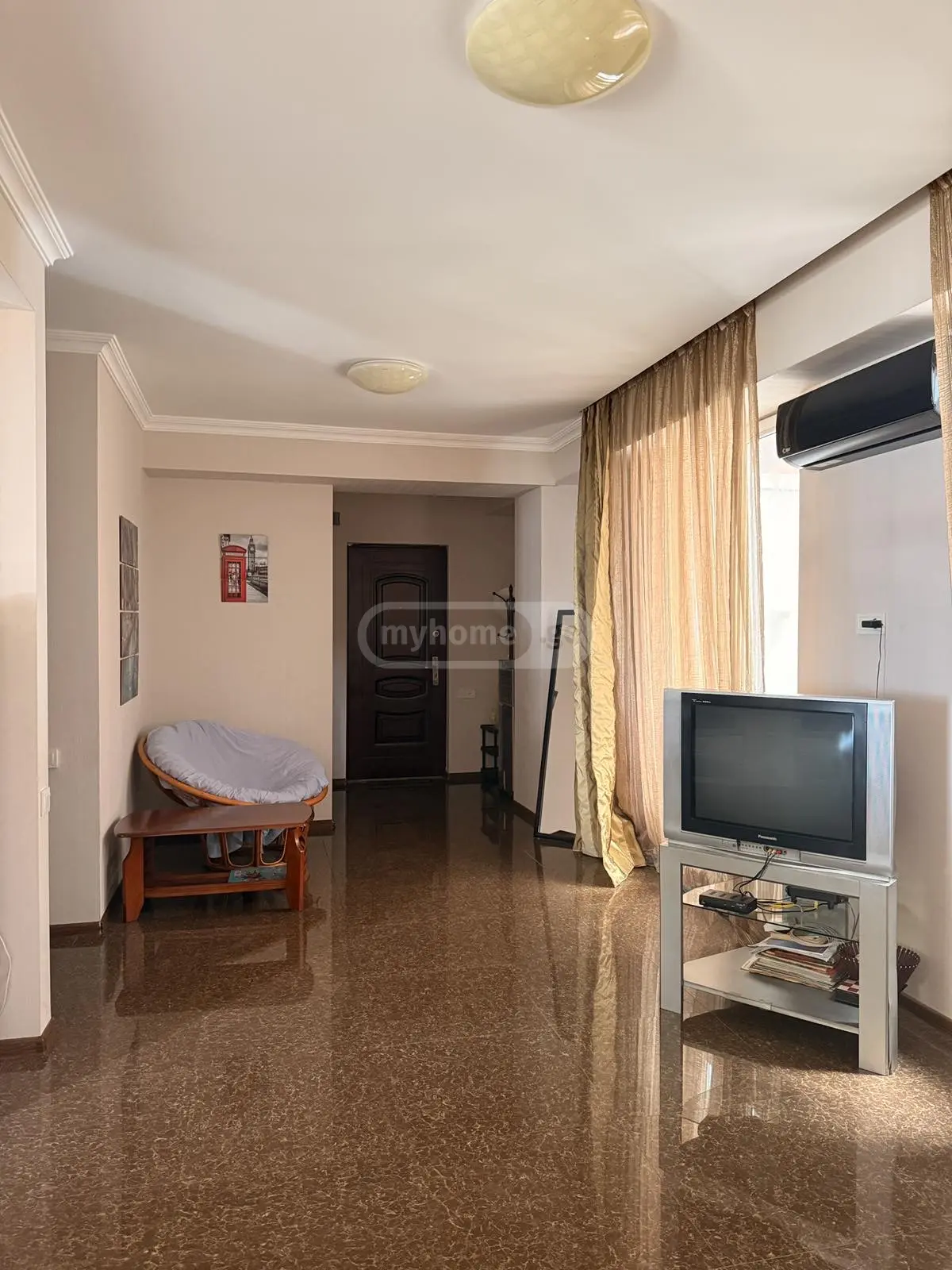 For Rent 3 Room Apartment Kobuletshi view 1