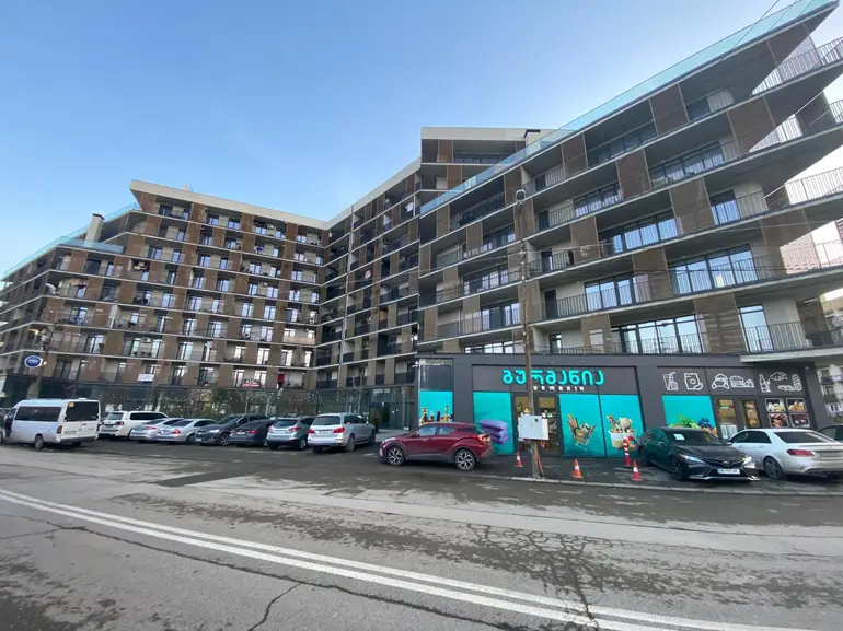 2-room apartment in Lisi lake