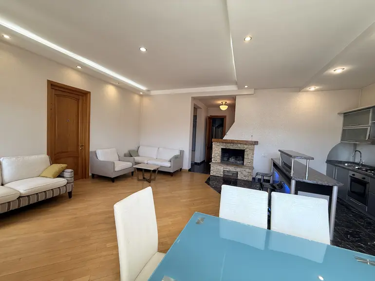 3-room apartment in Nutsubidze plateau