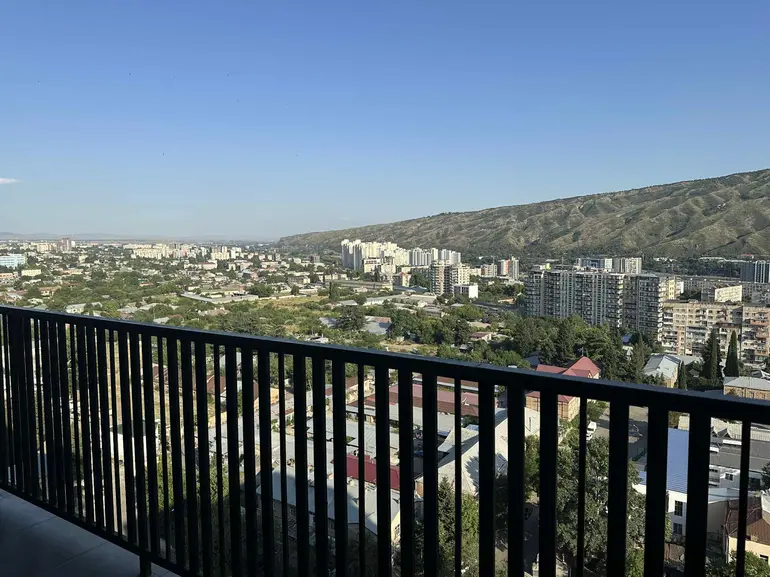 2-room apartment in Isani