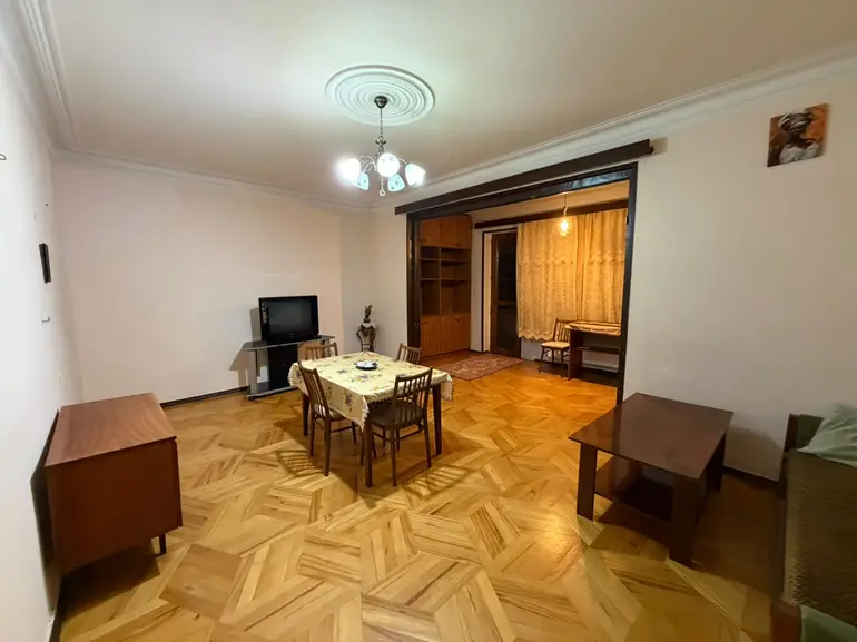 3-room apartment in Vazisubani