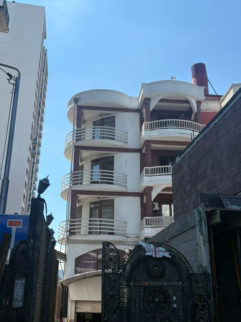 3-room apartment in Nadzaladevi