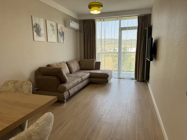 2-room apartment in Lisi lake