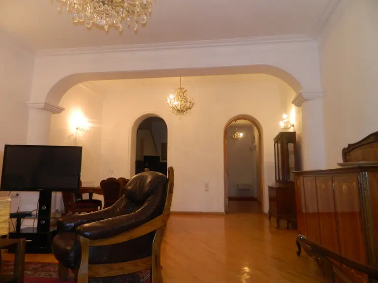 3-room apartment in Vake