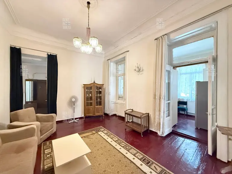 3-room apartment in Mtatsminda