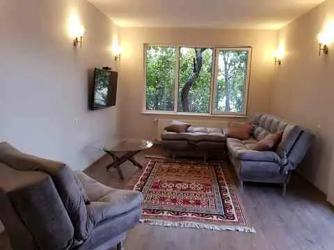 3-room apartment in Mtatsminda