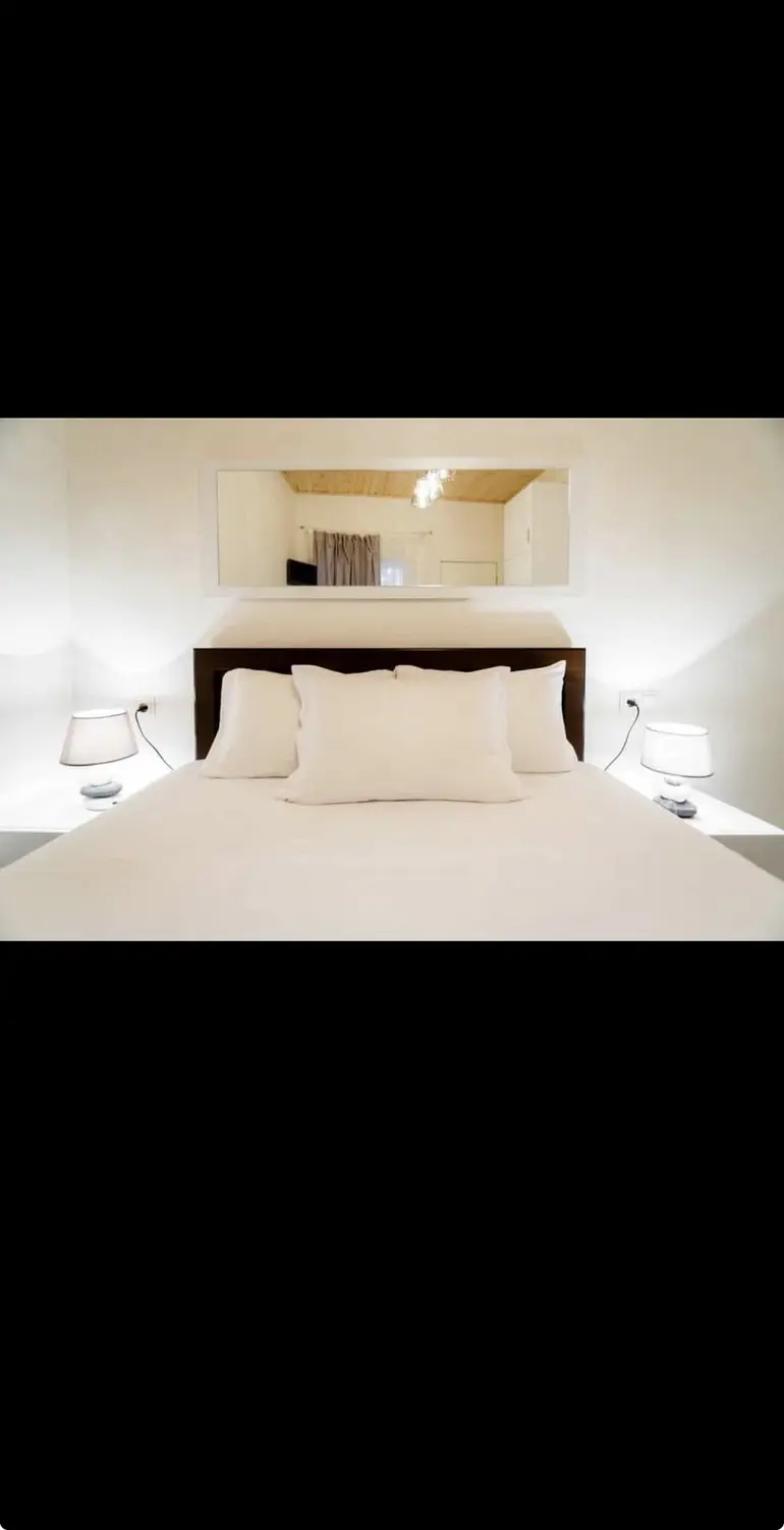 5-Zimmer-Wohnung, აბანოს ქუჩა