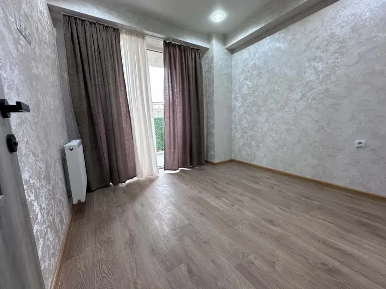 3-Zimmer-Wohnung, Varketili Zemo Plato, 1st Micro District