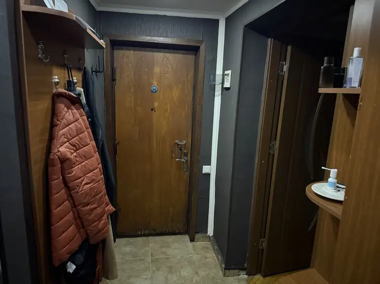 5部屋のマンション、Kvemo Samgori