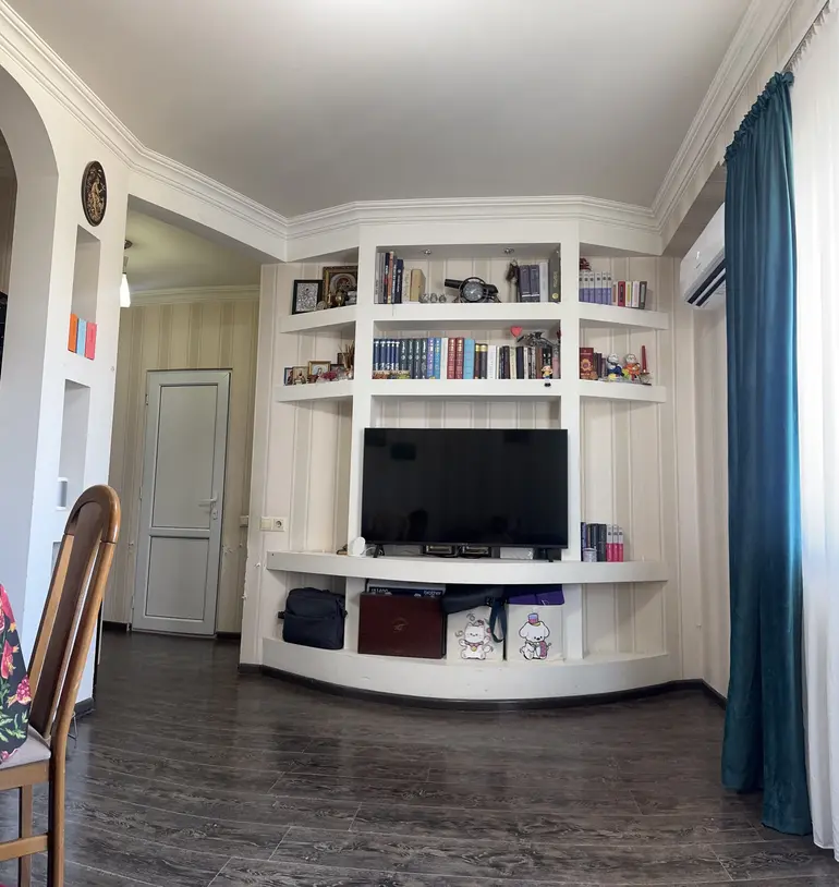 2-Zimmer-Wohnung, გიორგი აბაშვილის ქუჩა