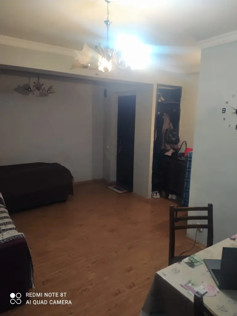 2部屋のマンション、Dighomi Massive 6th Block