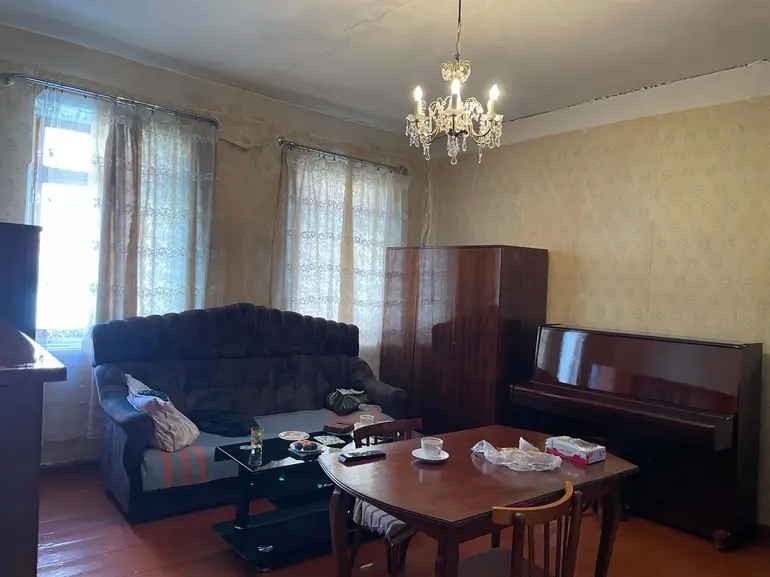 2部屋のマンション、ვასილ კოპცოვის ქუჩა