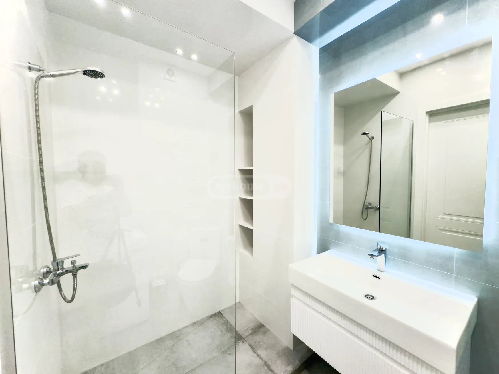 Daily Rent 2 Room Apartment Ortachalashi view 10