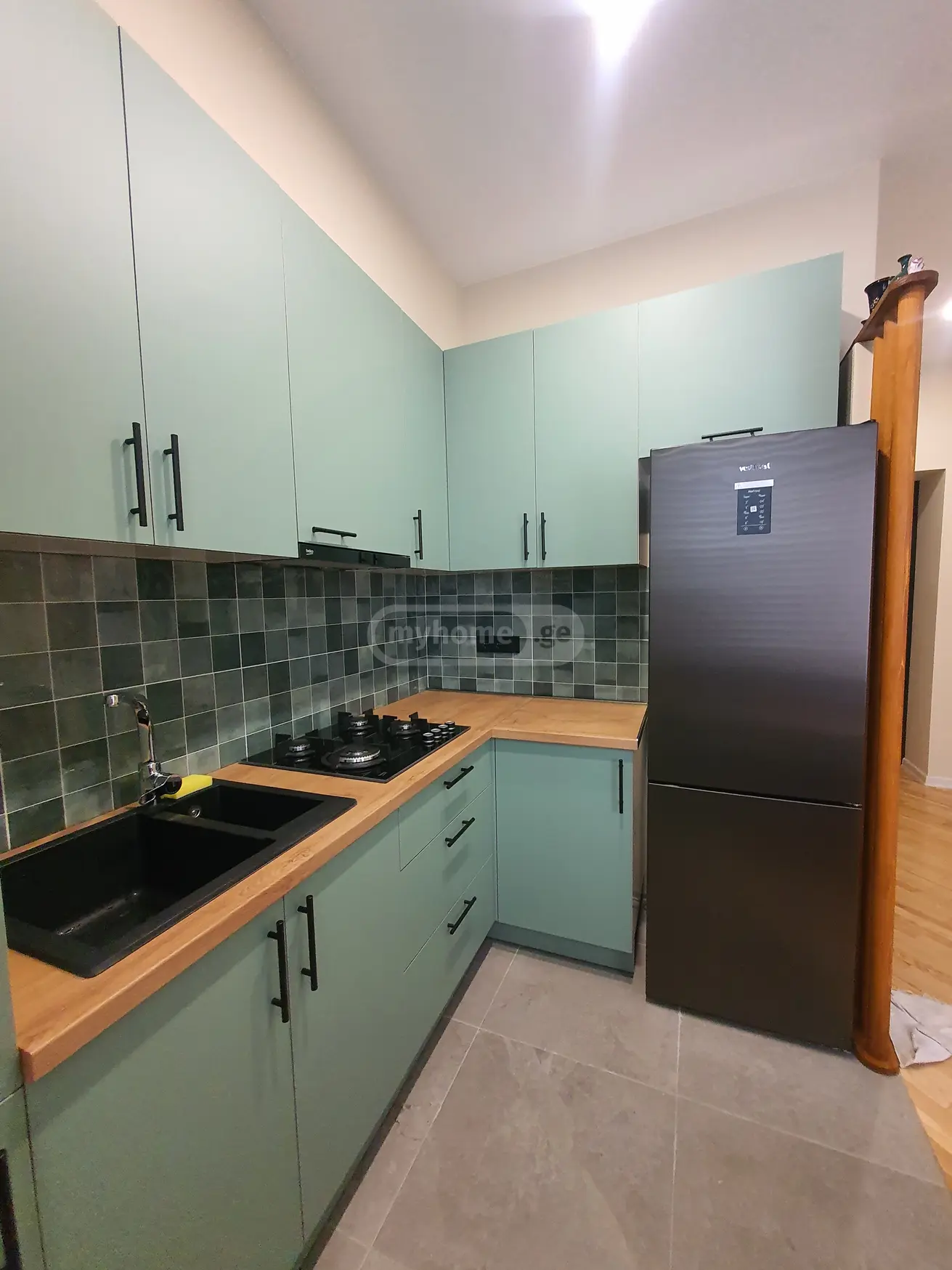 Daily Rent 2 Room Apartment Mtatsmindaze view 1