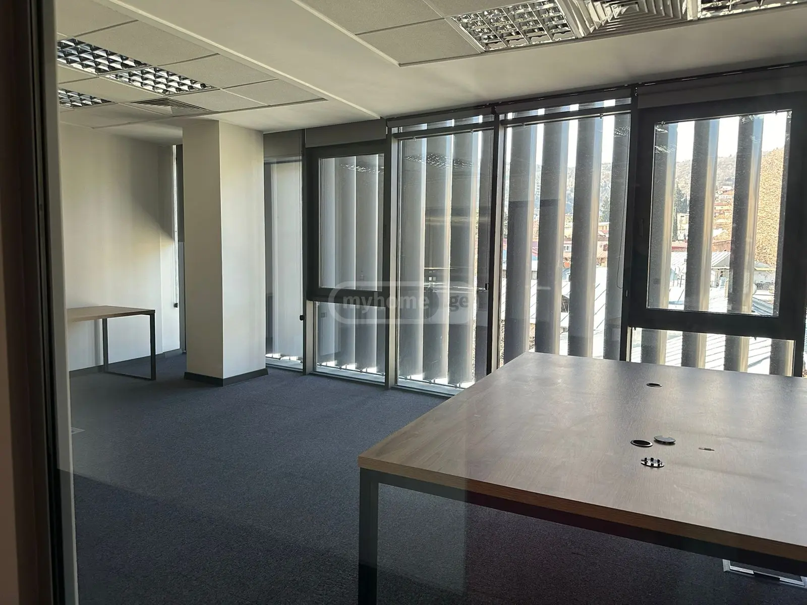 For Rent Saopise Commercial Space Mtatsmindaze view 5